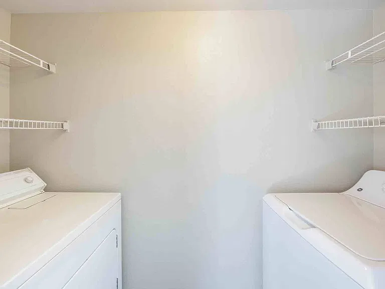 Ascent at Silverado Apartment Homes — Photo 34