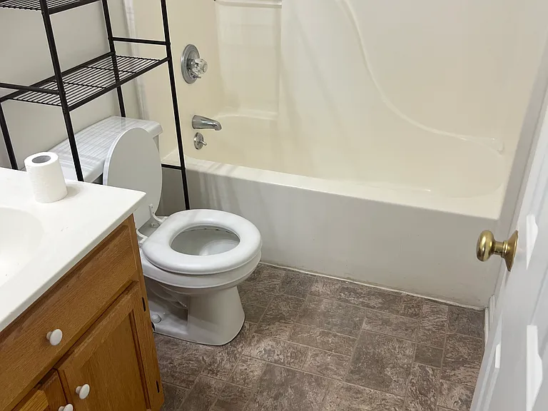 213 Enchanted Ln — Photo 8