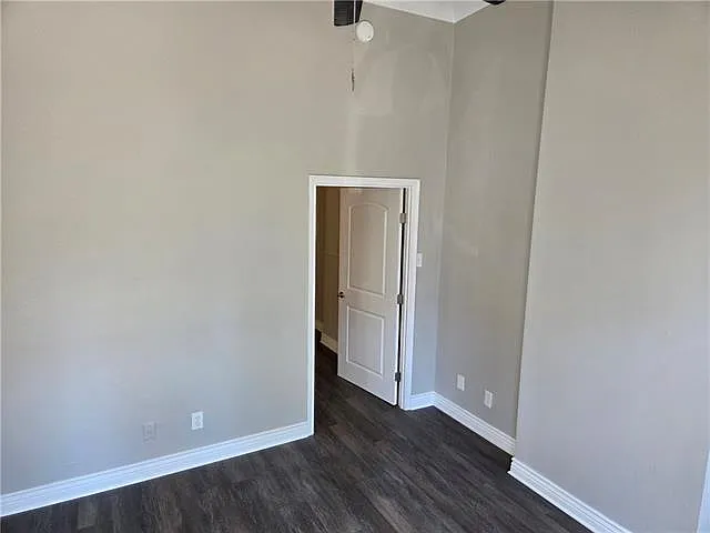 1727 Marais St — Photo 7