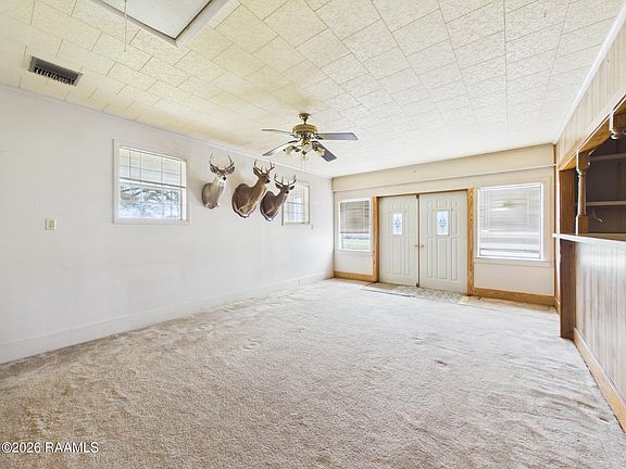 3rd image of 810 Bonin Rd