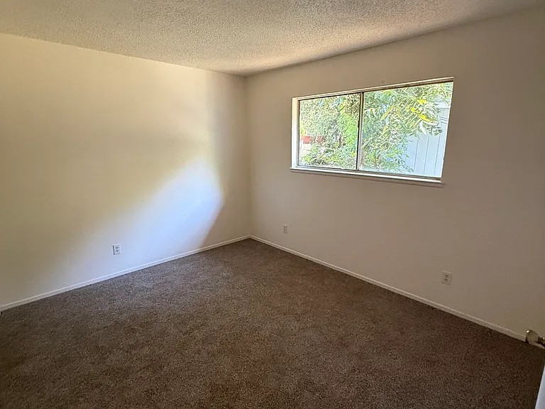 608 Ventura Ave #606 — Photo 7