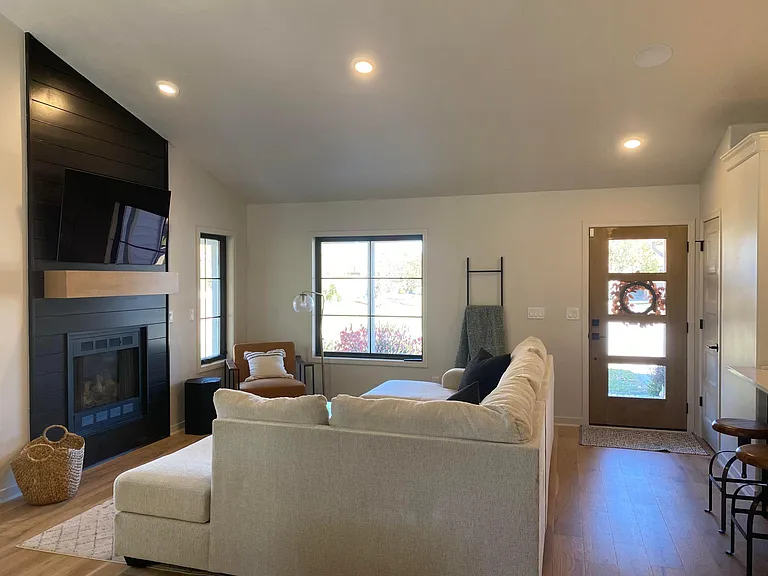 607 Havenwood Ct — Photo 5