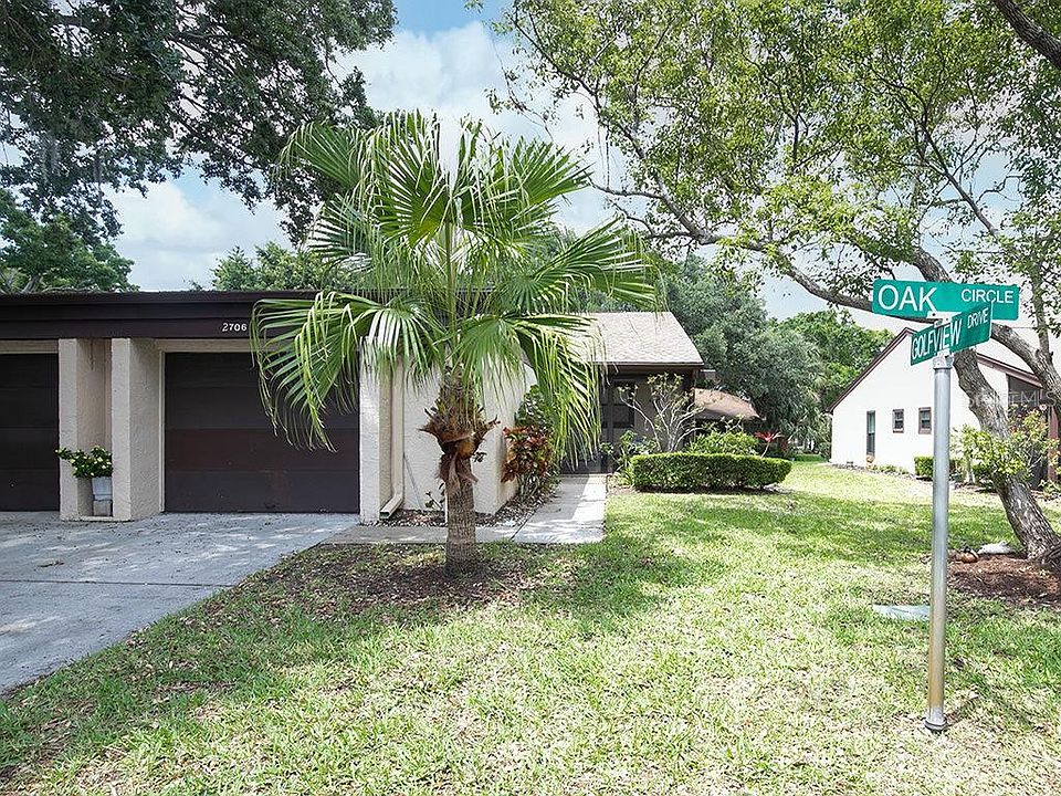 1st image of 2706 Oak Cir