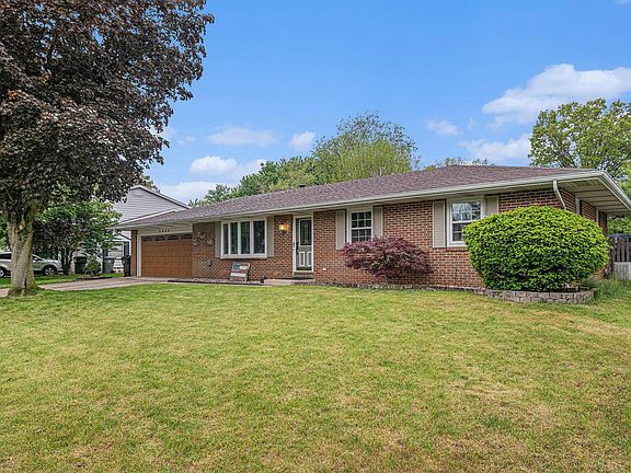 3rd image of 2404 Kenilworth Dr