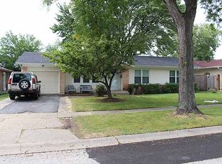 1351 Cumberland Cir W, Elk Grove Village, IL 60007