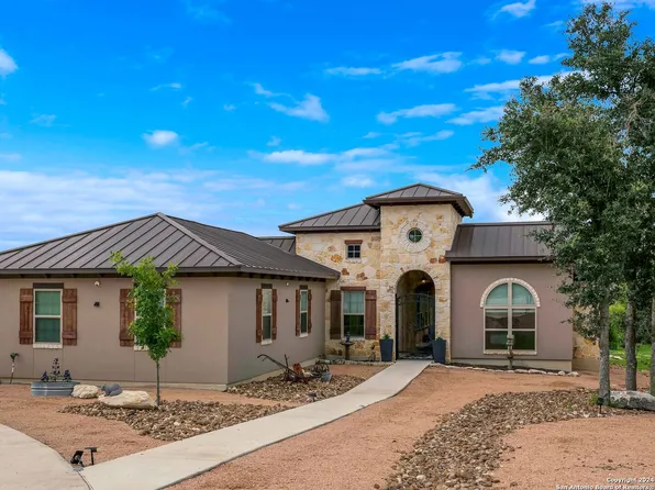 315 Sky View, Blanco, TX 78606