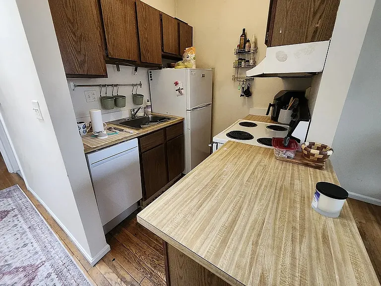 28 Garden St #D9 — Photo 3