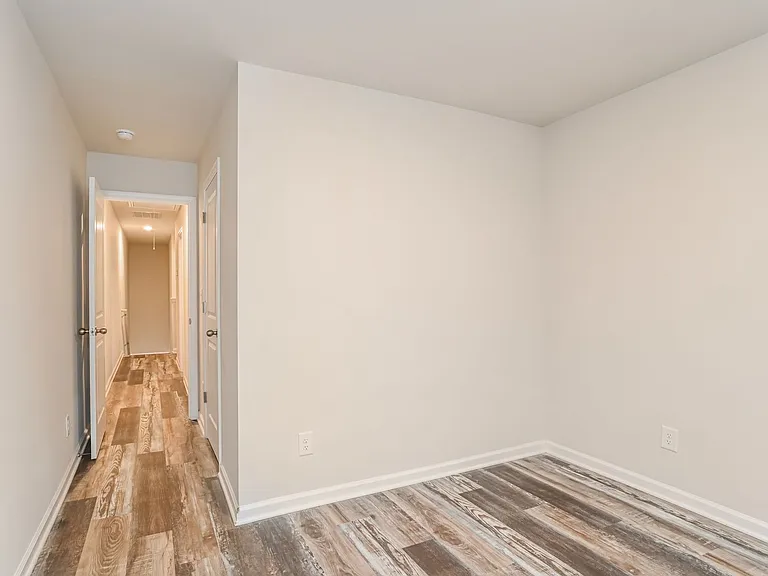 1211 Pine St #D — Photo 16