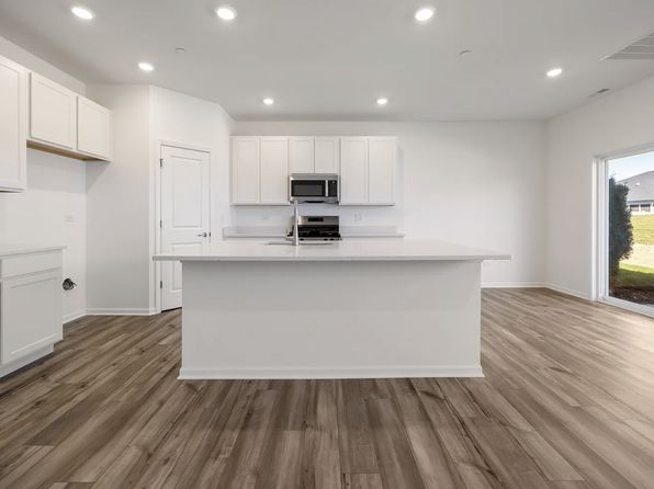 1107 White Oak Cir