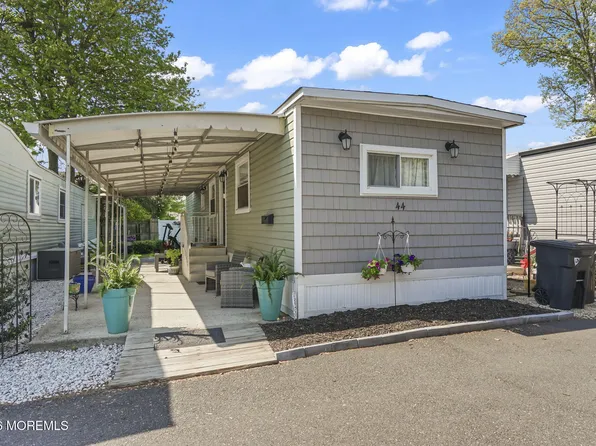 44 Sams Trailer Ct Court, Hazlet, NJ 07730