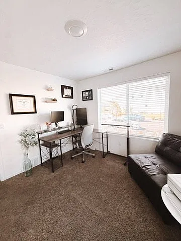 Modern 4-Bedroom Corner Townhome for Rent | Built in 2024 — Photo 4