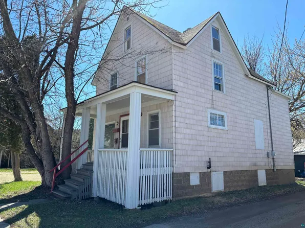 125 S Central Ave, Ely, MN 55731