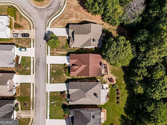 3rd image of 110 Scenic Hills Dr