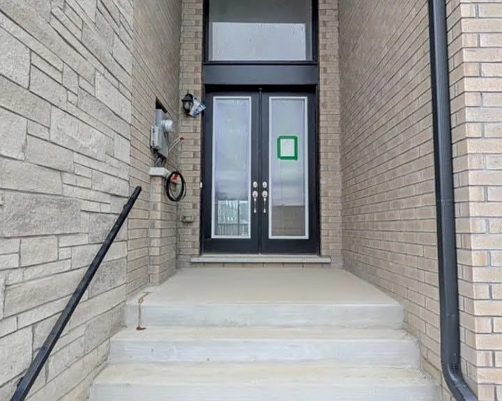 106 Wascana Rd — Photo 2