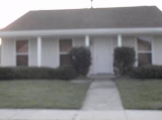 3308 Lakewood Dr, Violet, LA 70092