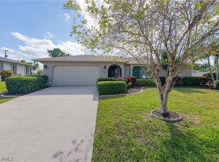 920 SE 30th St, Cape Coral, FL 33904