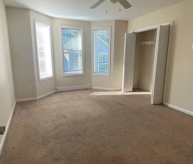 Sanford Pointe — Photo 19