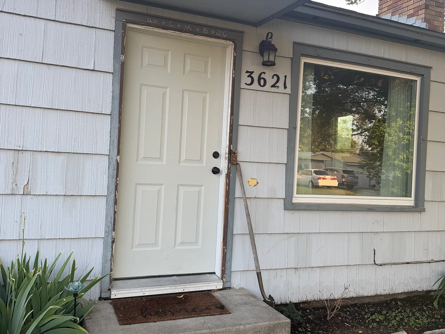 2 bed, 754 sqft, $1,800 — Photo 2