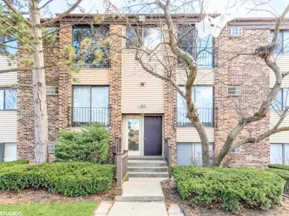 160 Dunteman Dr, Glendale Heights, IL
