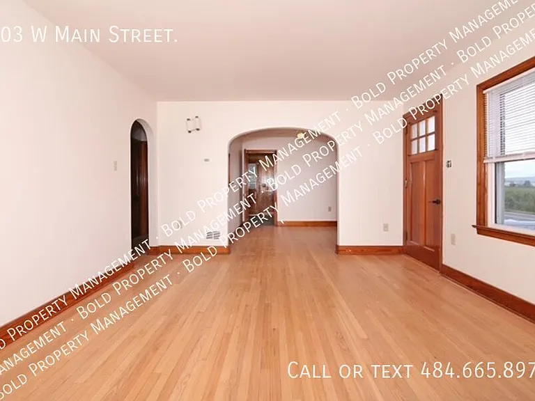 303 W Main St — Photo 8