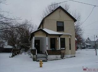 298 Van St, Barberton, OH