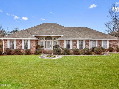 227 Fernwood Dr, Pass Christian, MS, 39571