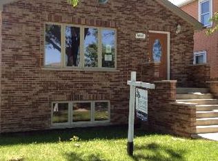 5517 W 63rd Pl, Chicago, IL