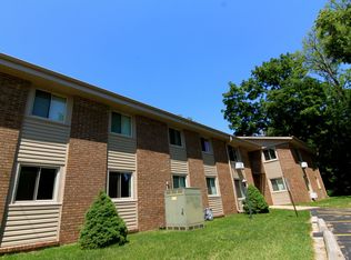 Browns Court Apartments, Lake Mills, WI 53551