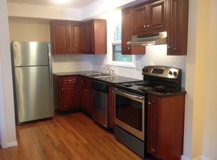 487 Kennard Rd, Manchester, NH 03104