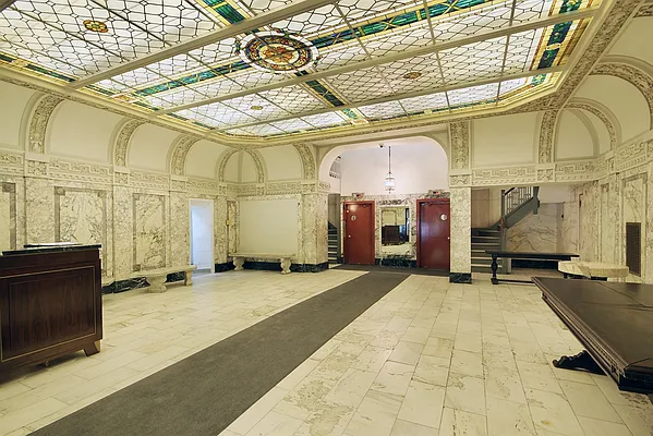 Sold by Corcoran | media 14