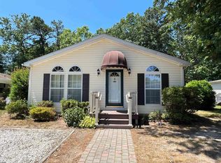 95 Hickory Ln, Mays Landing, NJ 08330