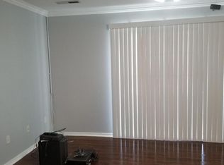 400 Sturdy Rd #1B, Valparaiso, IN 46383