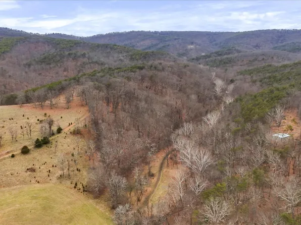 Tenacious Dr, Romney, WV 26757