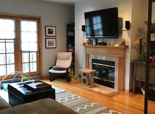 3954 N Greenview Ave, Chicago, IL 60613