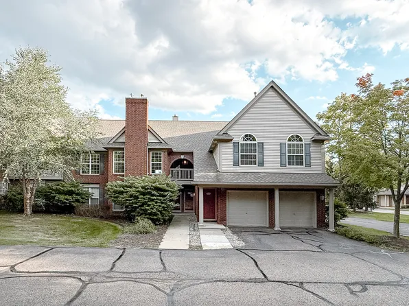 28560 Carlton Way Dr #1, Novi, MI 48377