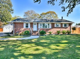 7 Carter Dr, Greenville, SC 29607