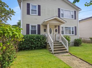 129 Trumbull Ave, Bridgeport, CT 06606