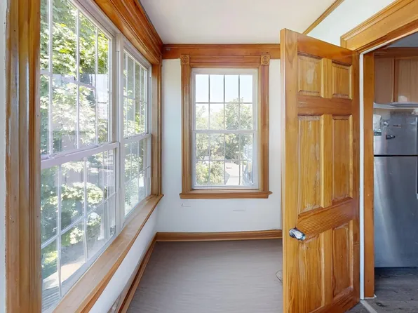 21 Alpine St, Roxbury, MA