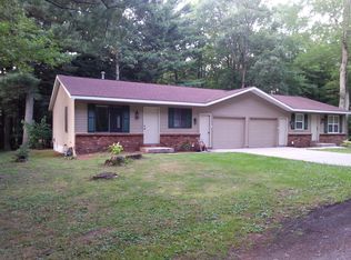 17664 148th Ave, Spring Lake, MI 49456