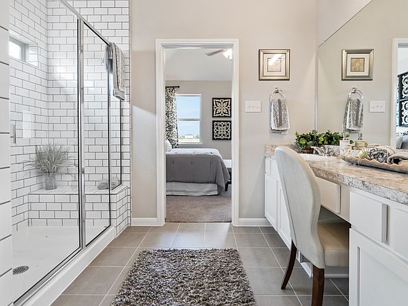 Luxurious owner s bath