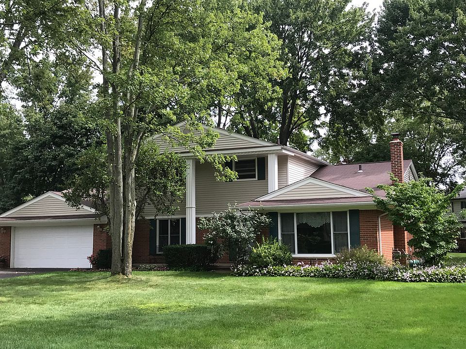 1st image of 28883 Rockledge Dr