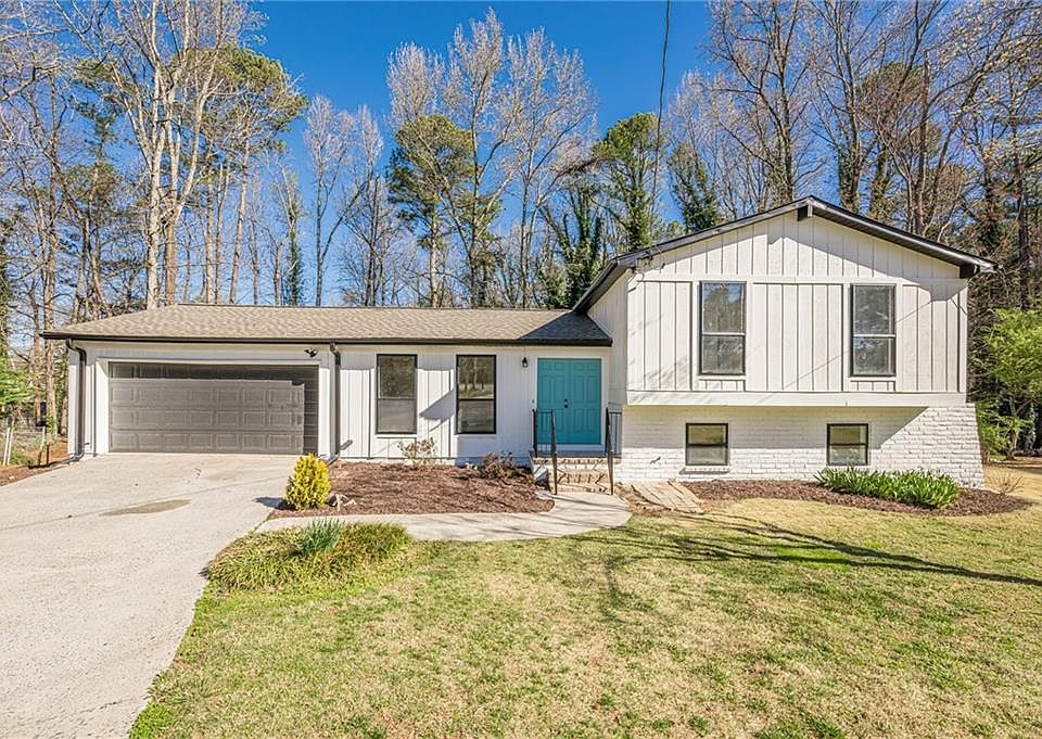 1st image of 2330 Regal Ct