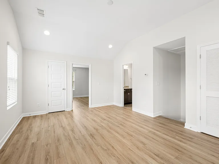 7514 Station Dr — Photo 17
