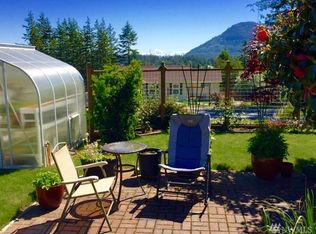 33 Mountain View St, Eastsound, WA 98245