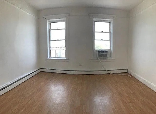 198 Delaware Ave #2L — Photo 2