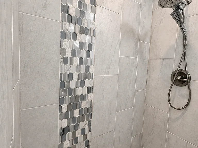 1002 Irving Dr — Photo 16