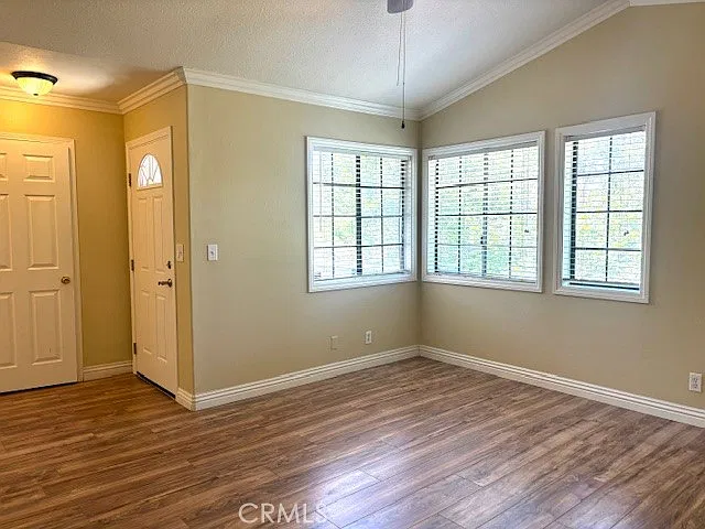 2 bed, 847 sqft, $3,000 — Photo 3