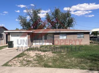 902 Solana Rd, Carlsbad, NM 88220