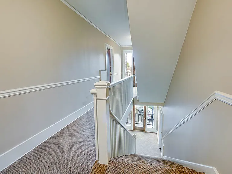 Swansonia Apartments — Photo 15