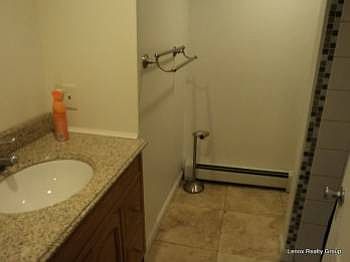 5th image of 2800 Hartford Ave APT 3